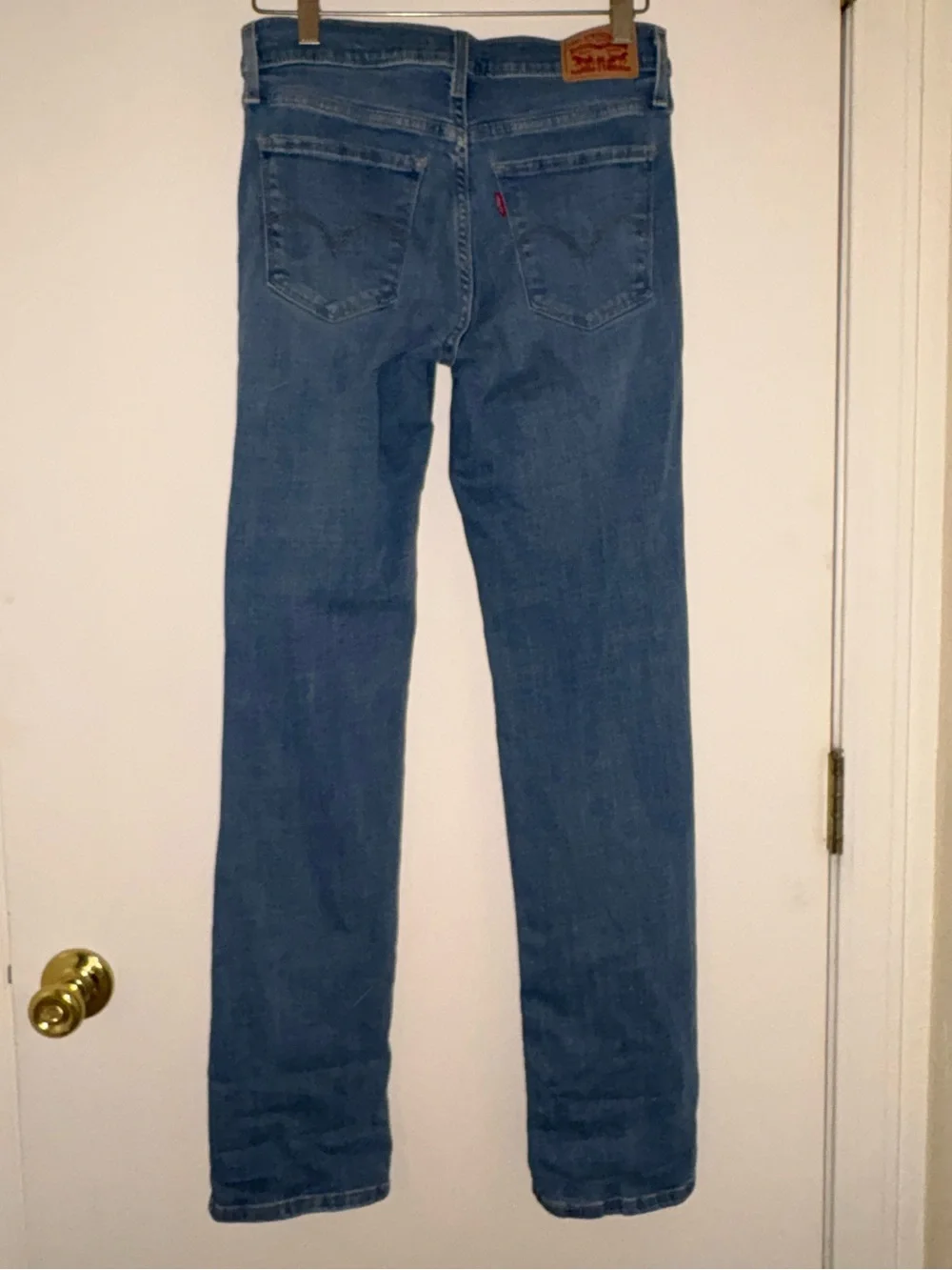 Levi's 314 Shaping Straight Leg Jeans in Mid Blue Denim